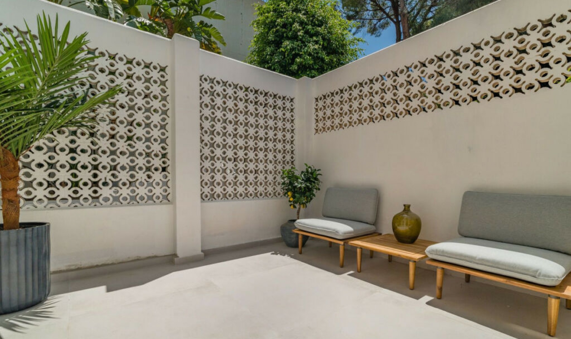 Resale - Apartment -
La Quinta