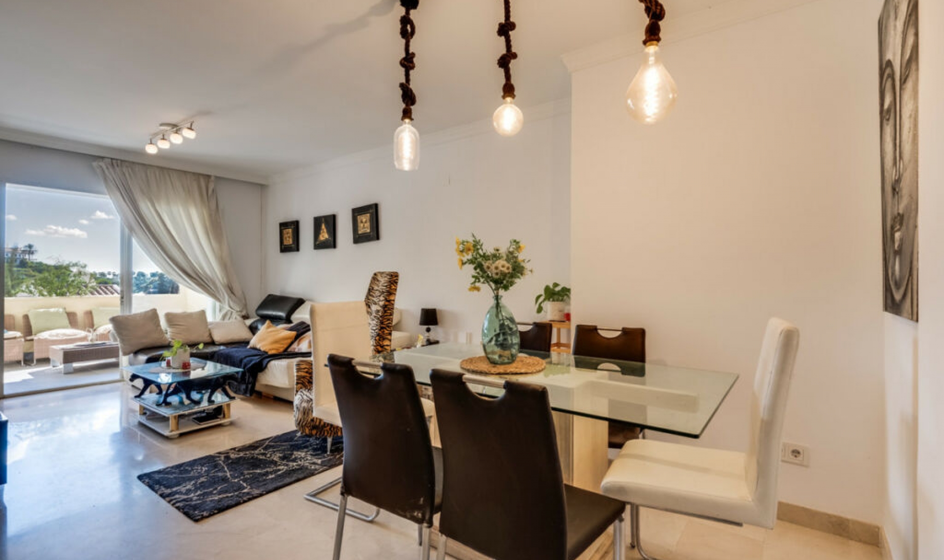 Resale - Apartment -
La Quinta