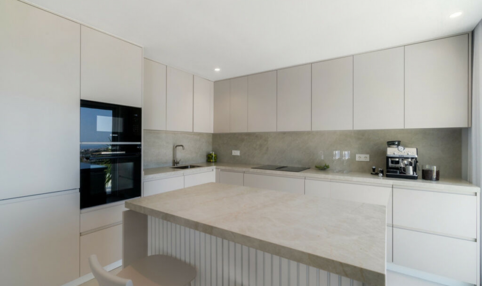 Resale - Apartment -
La Quinta