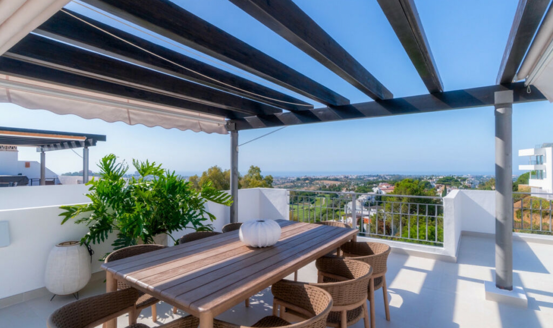 Resale - Apartment -
La Quinta