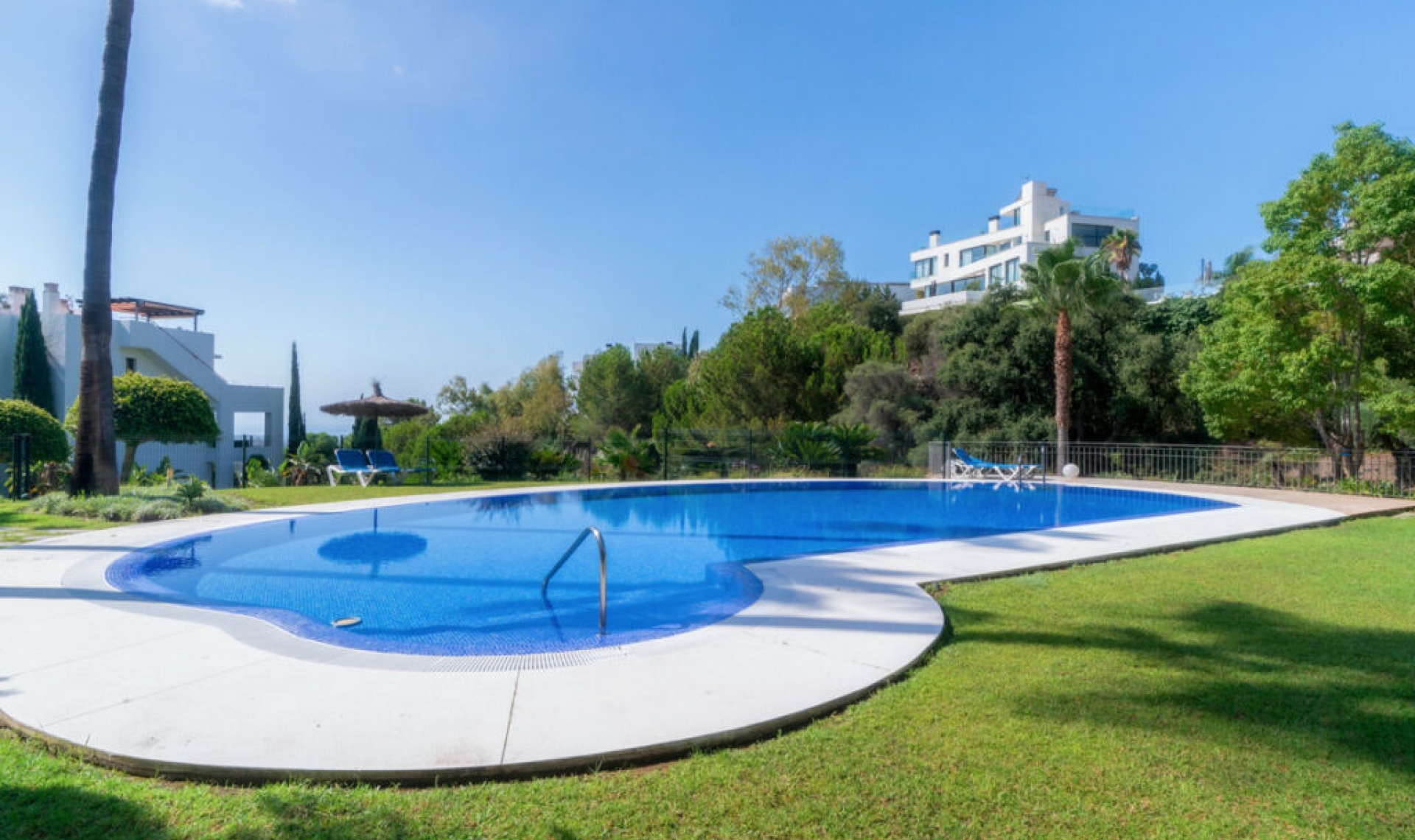 Resale - Apartment -
La Quinta