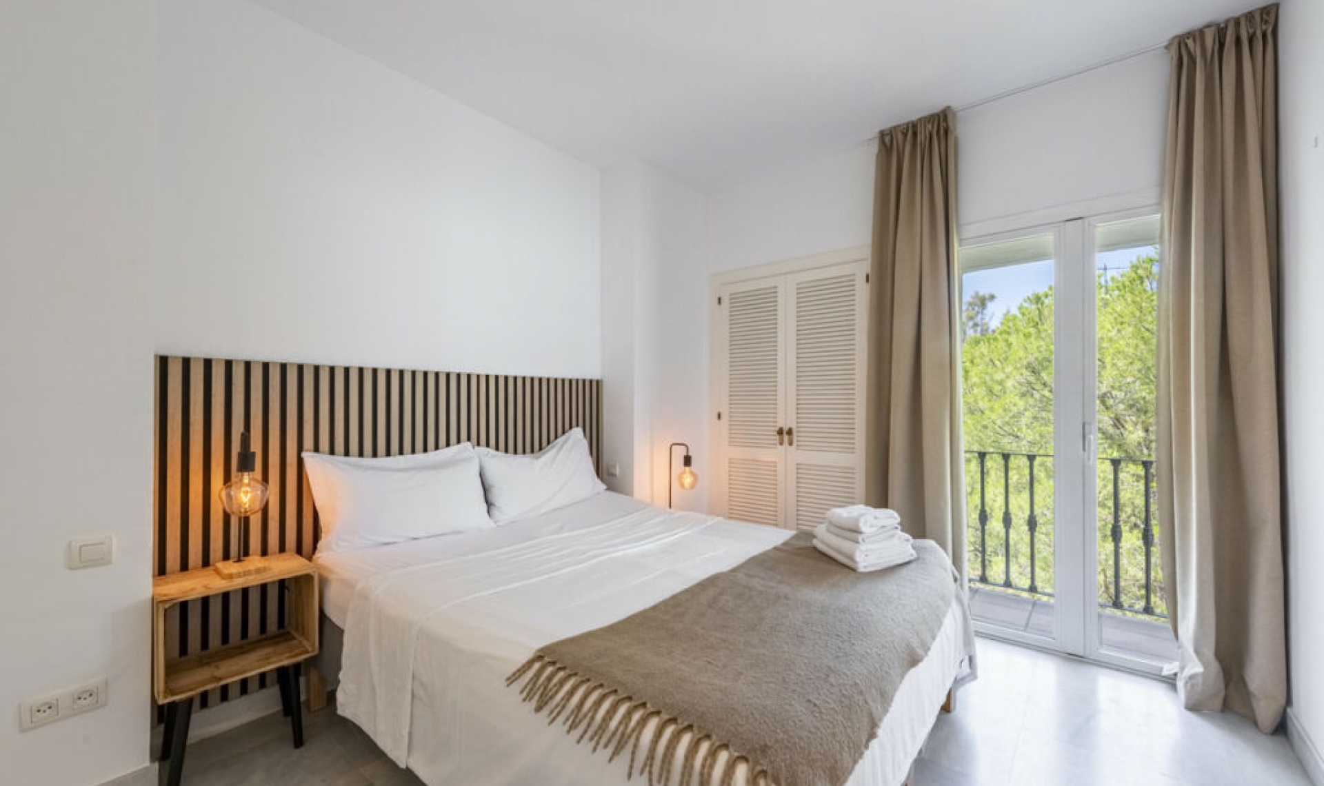 Resale - Apartment -
La Quinta