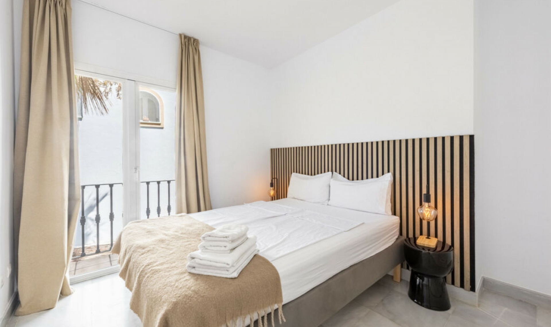 Resale - Apartment -
La Quinta