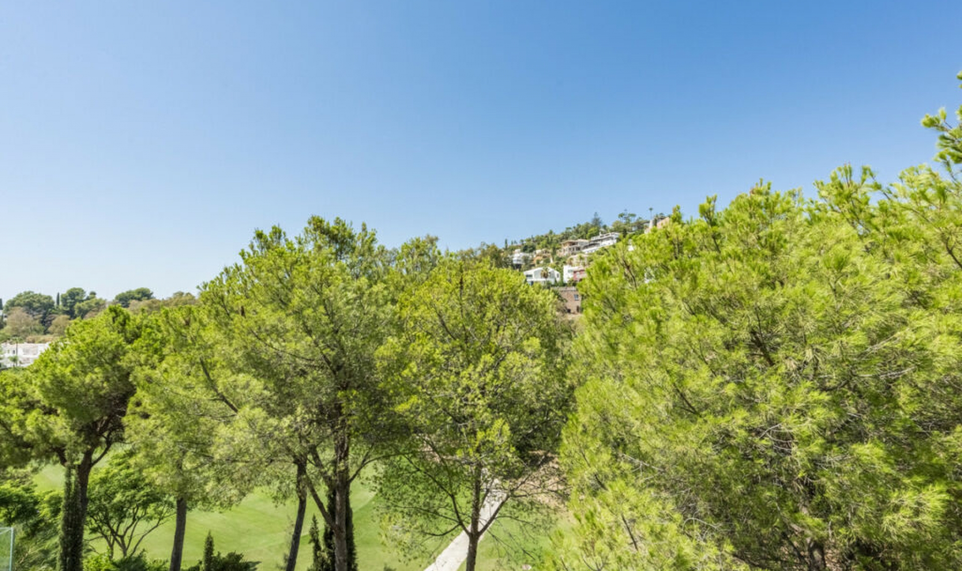 Resale - Apartment -
La Quinta