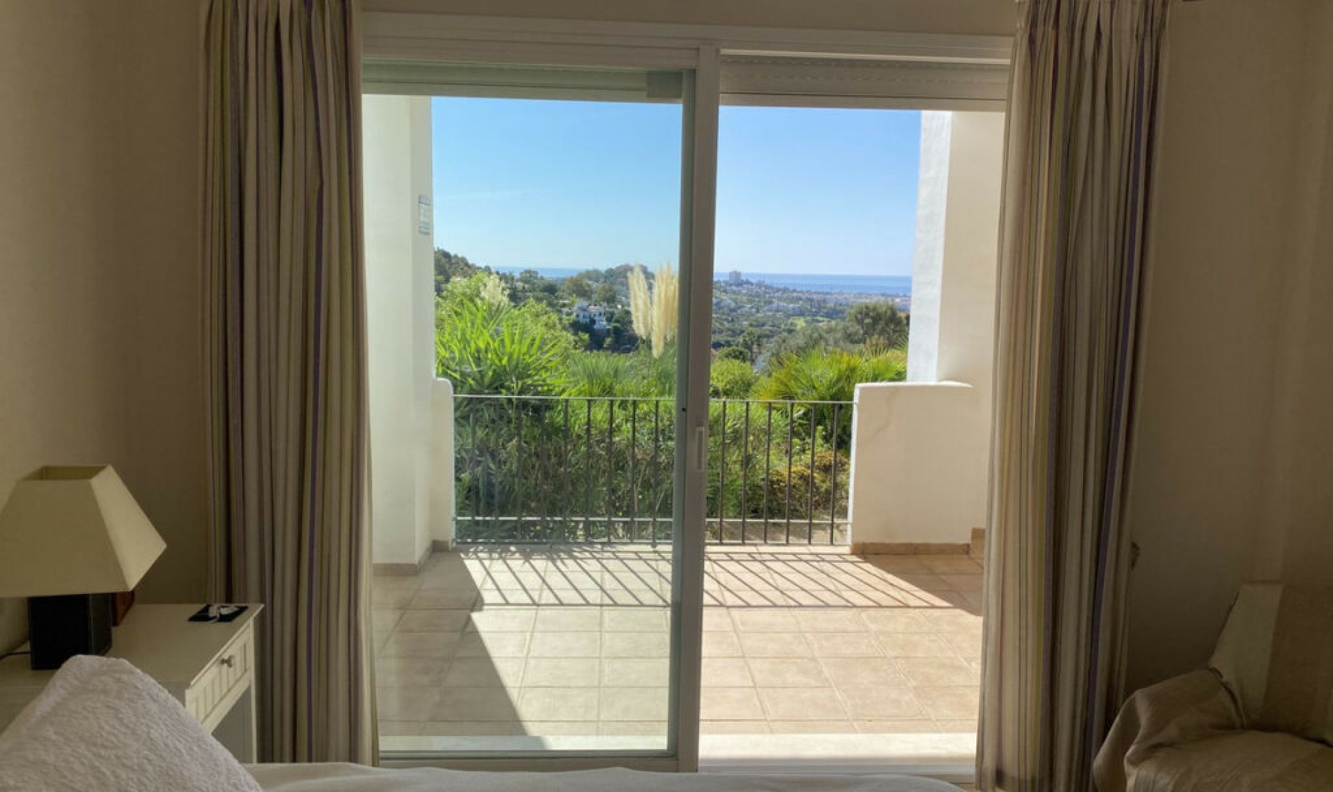 Resale - Apartment -
La Quinta