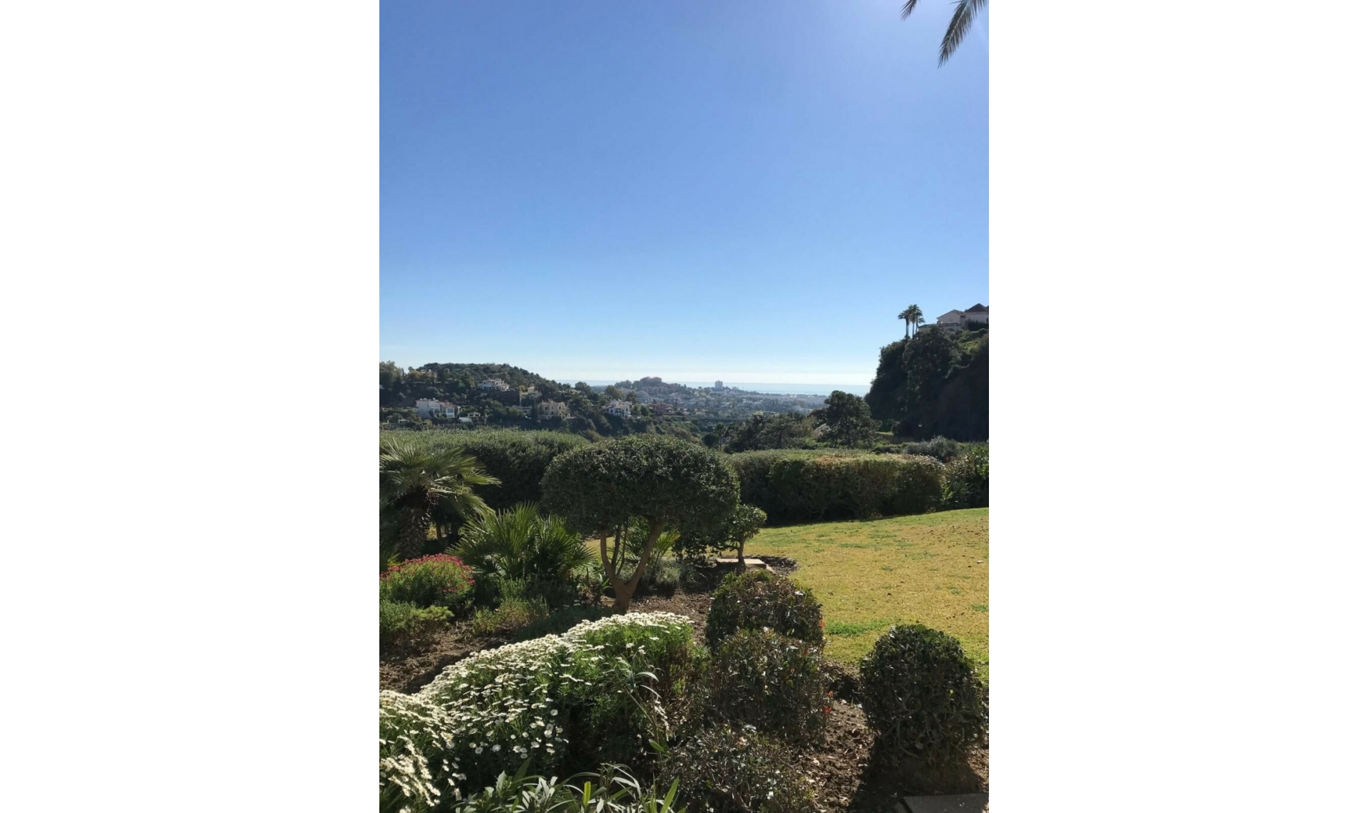 Resale - Apartment -
La Quinta