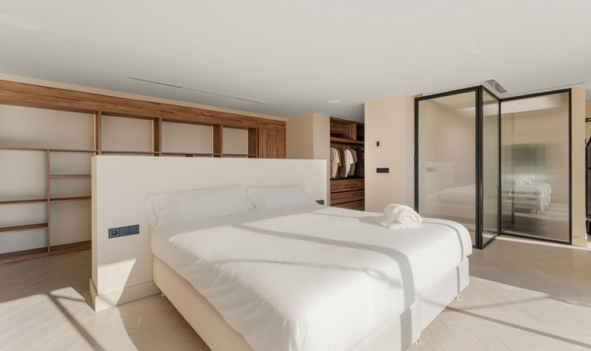 Resale - Apartment -
La Quinta