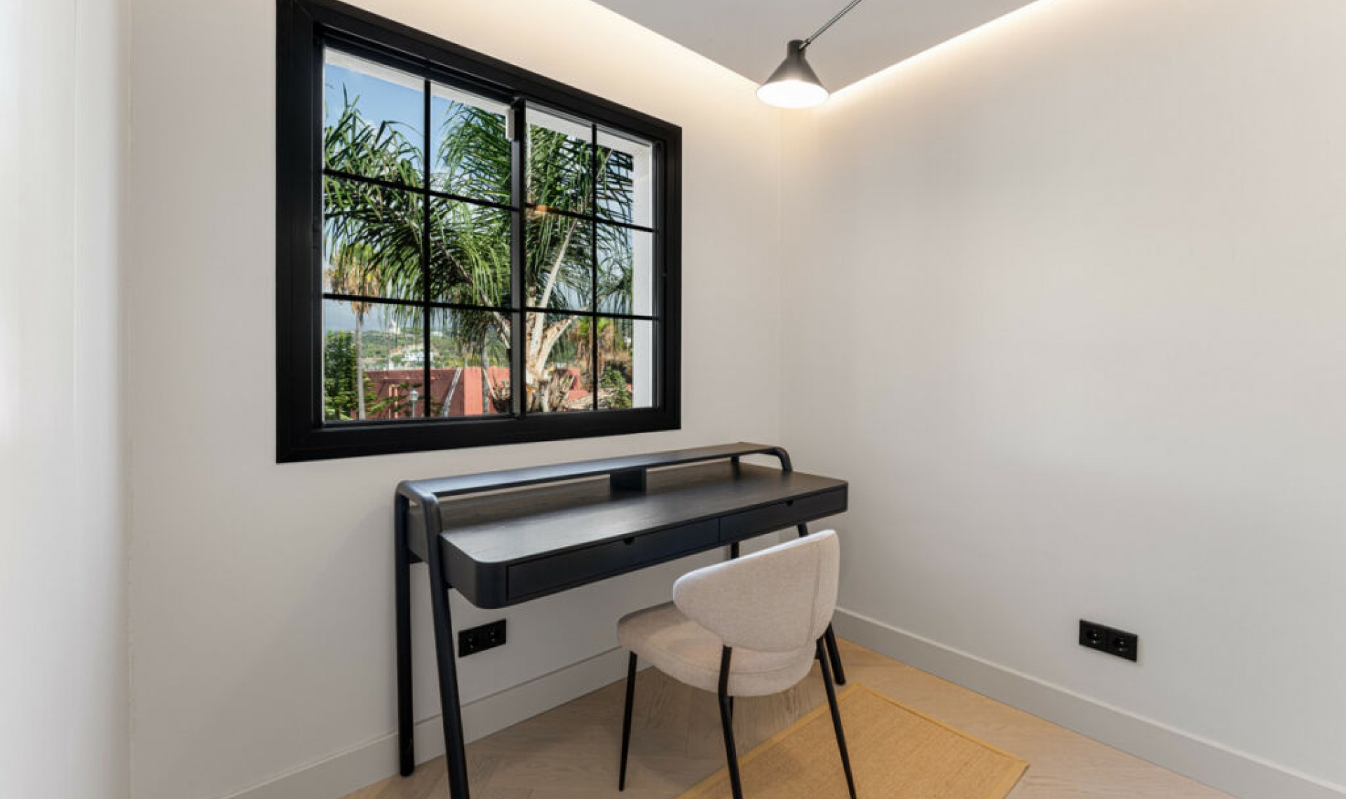 Resale - Apartment -
La Quinta