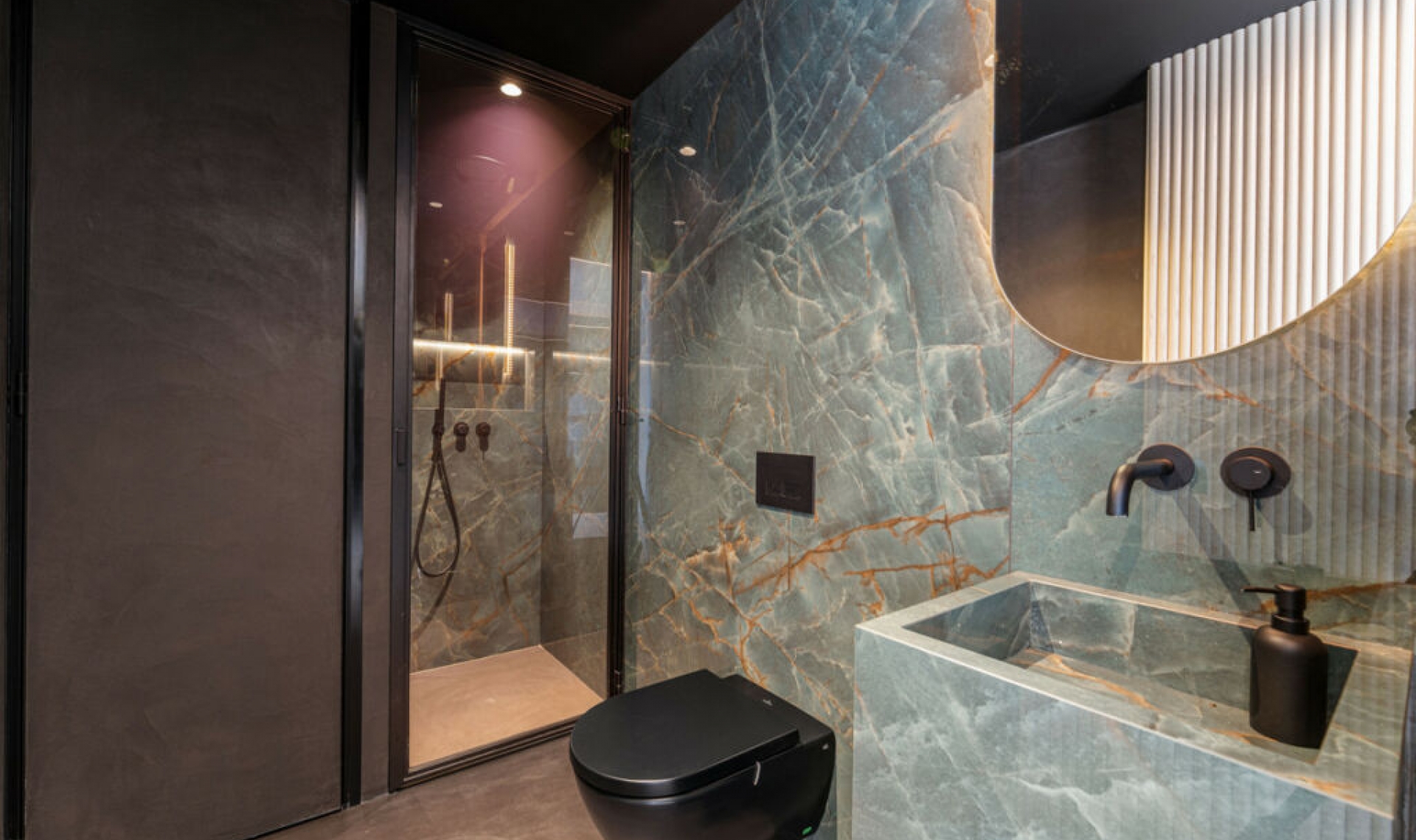 Resale - Apartment -
La Quinta