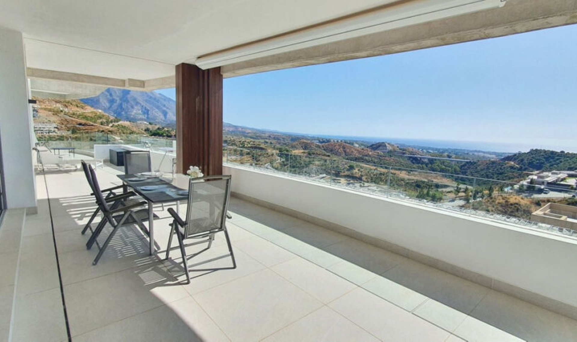 Resale - Apartment -
La Quinta