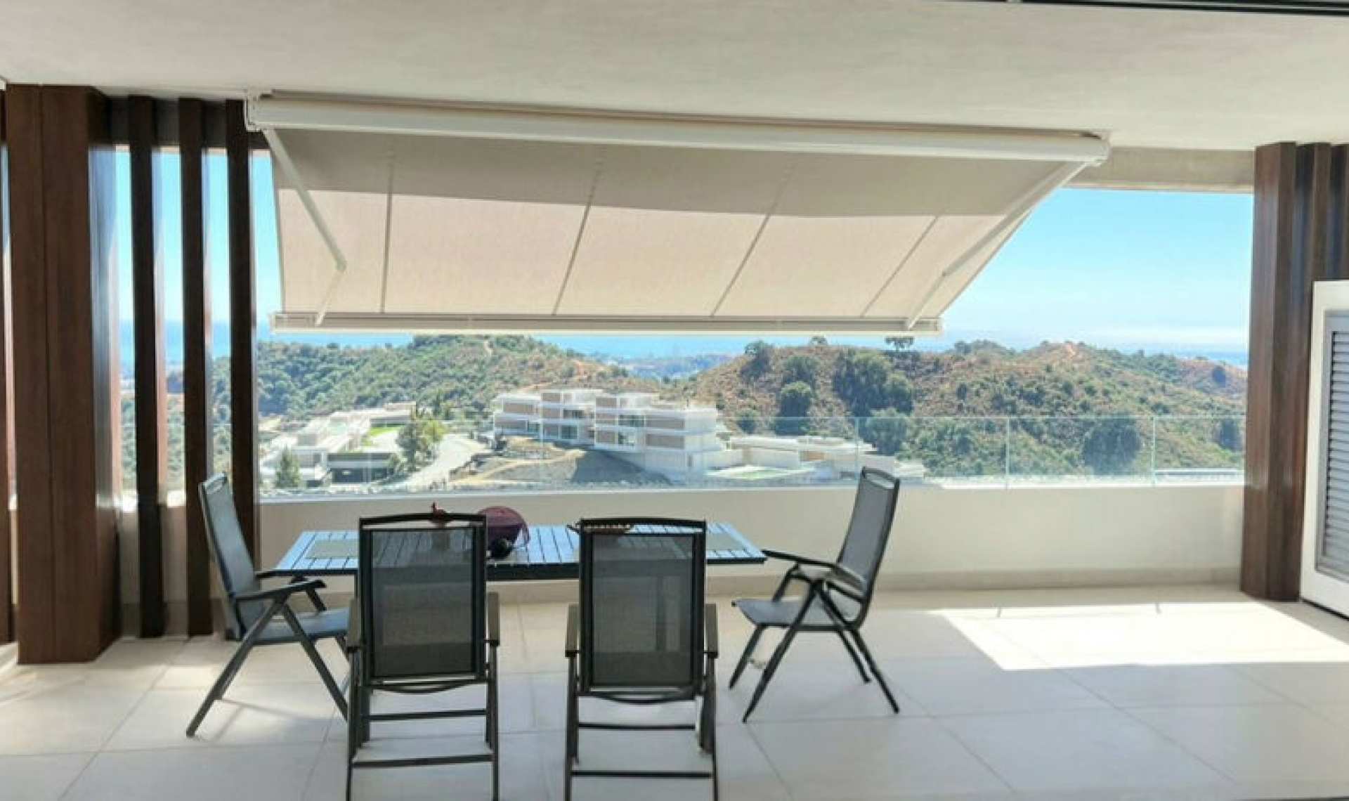 Resale - Apartment -
La Quinta