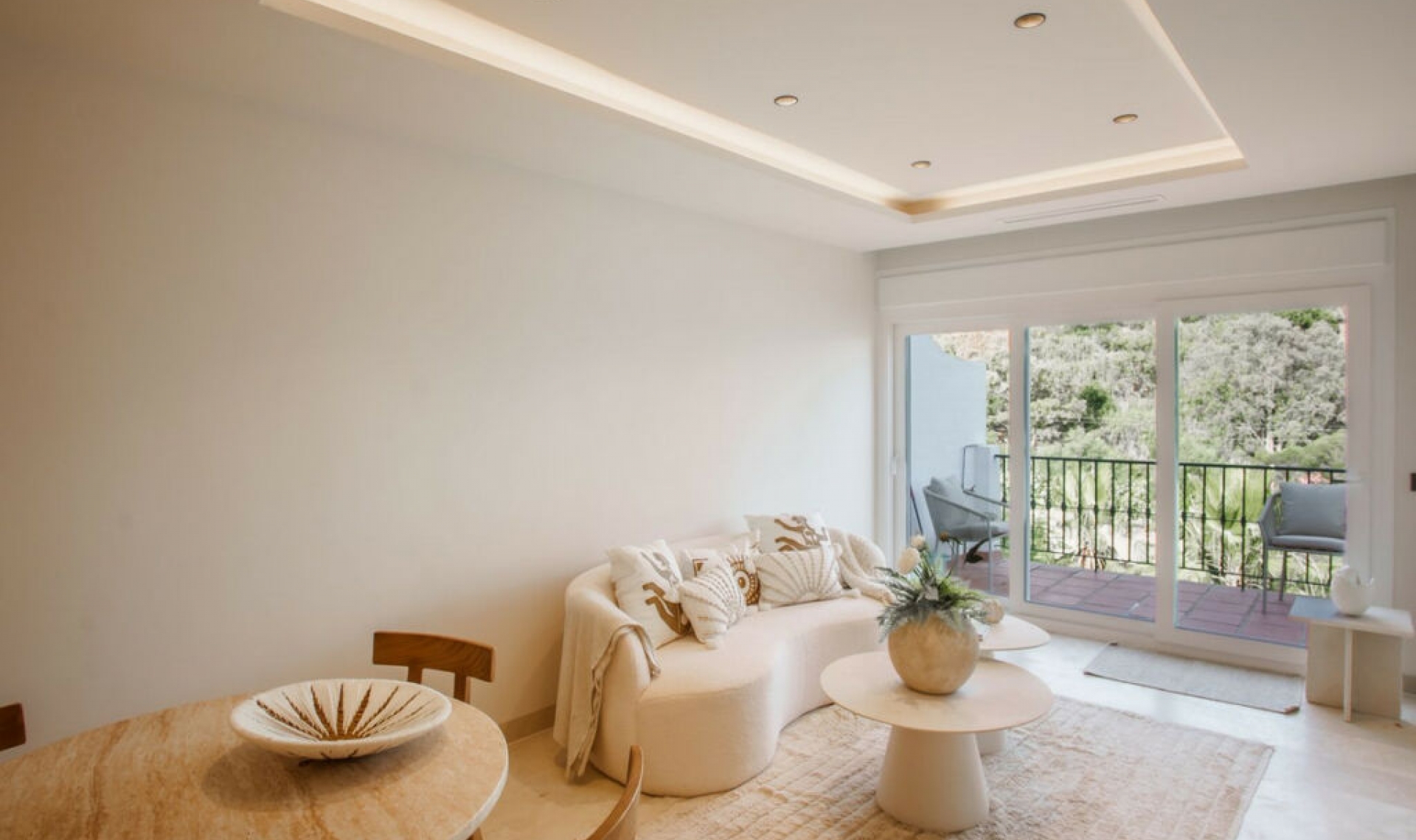 Resale - Apartment -
La Quinta