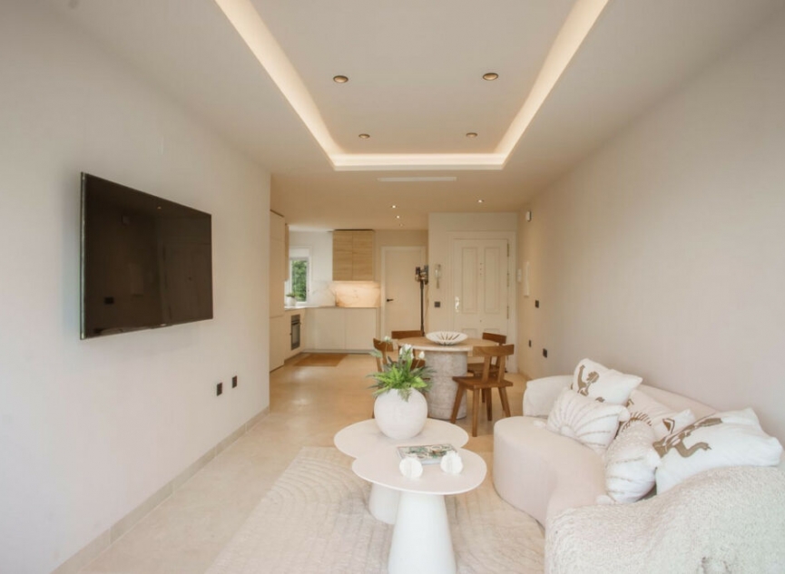 Resale - Apartment -
La Quinta