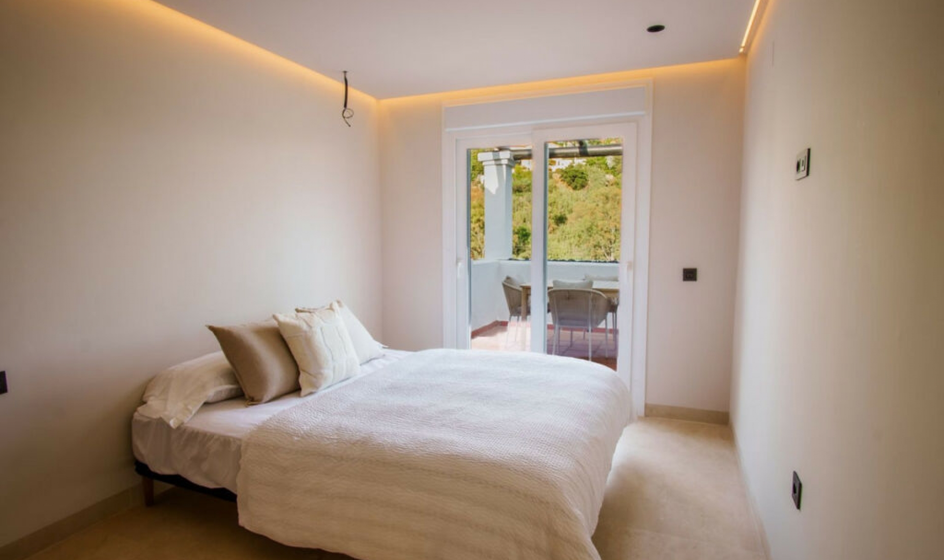 Resale - Apartment -
La Quinta