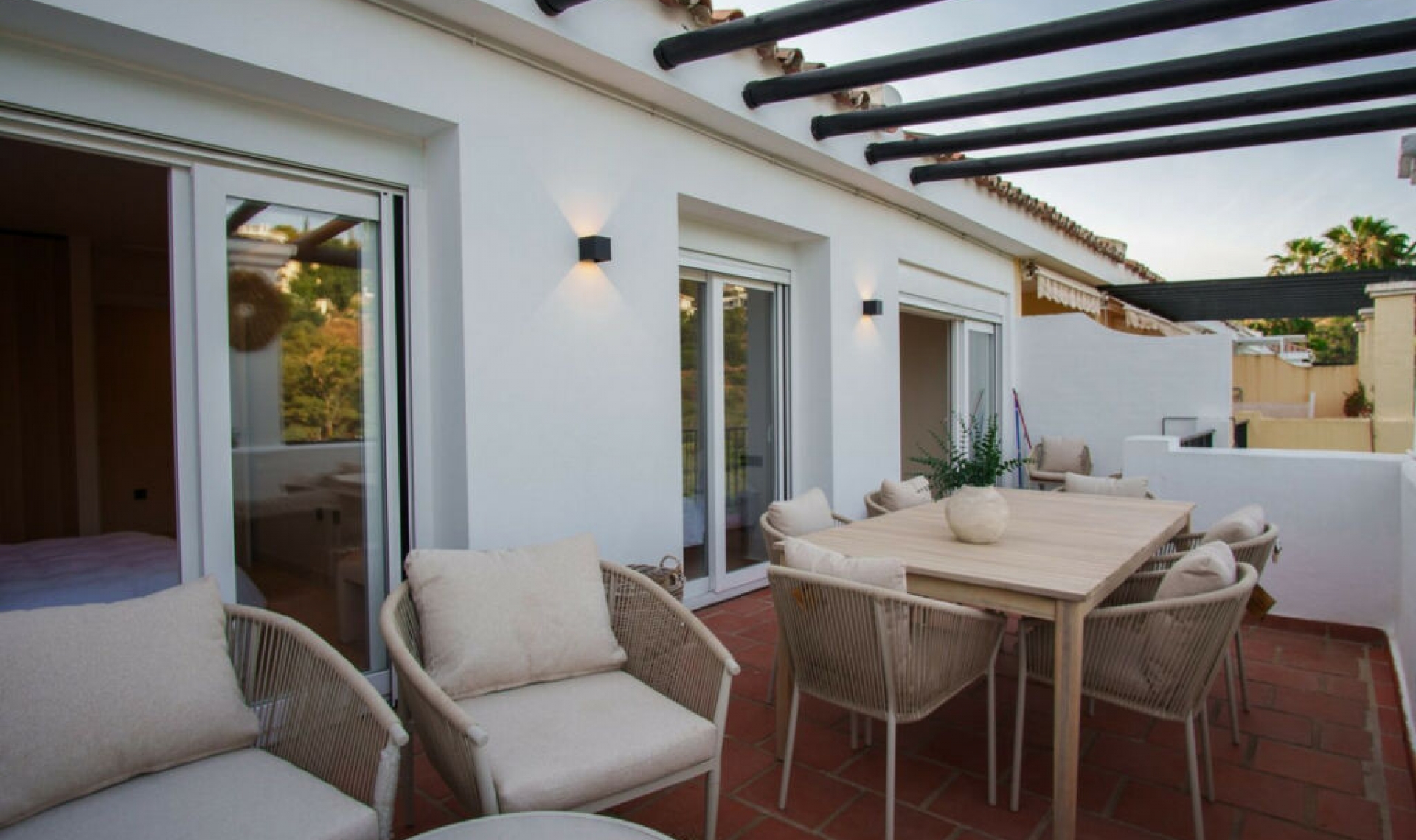 Resale - Apartment -
La Quinta