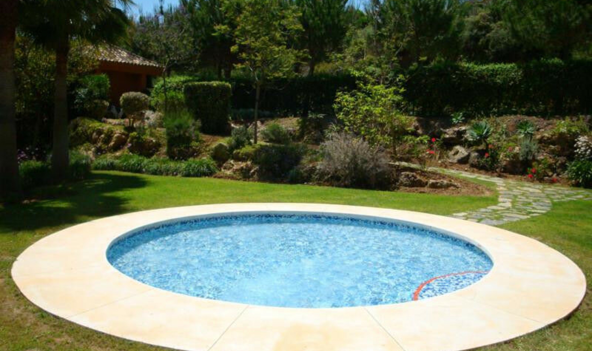 Resale - Apartment -
La Quinta