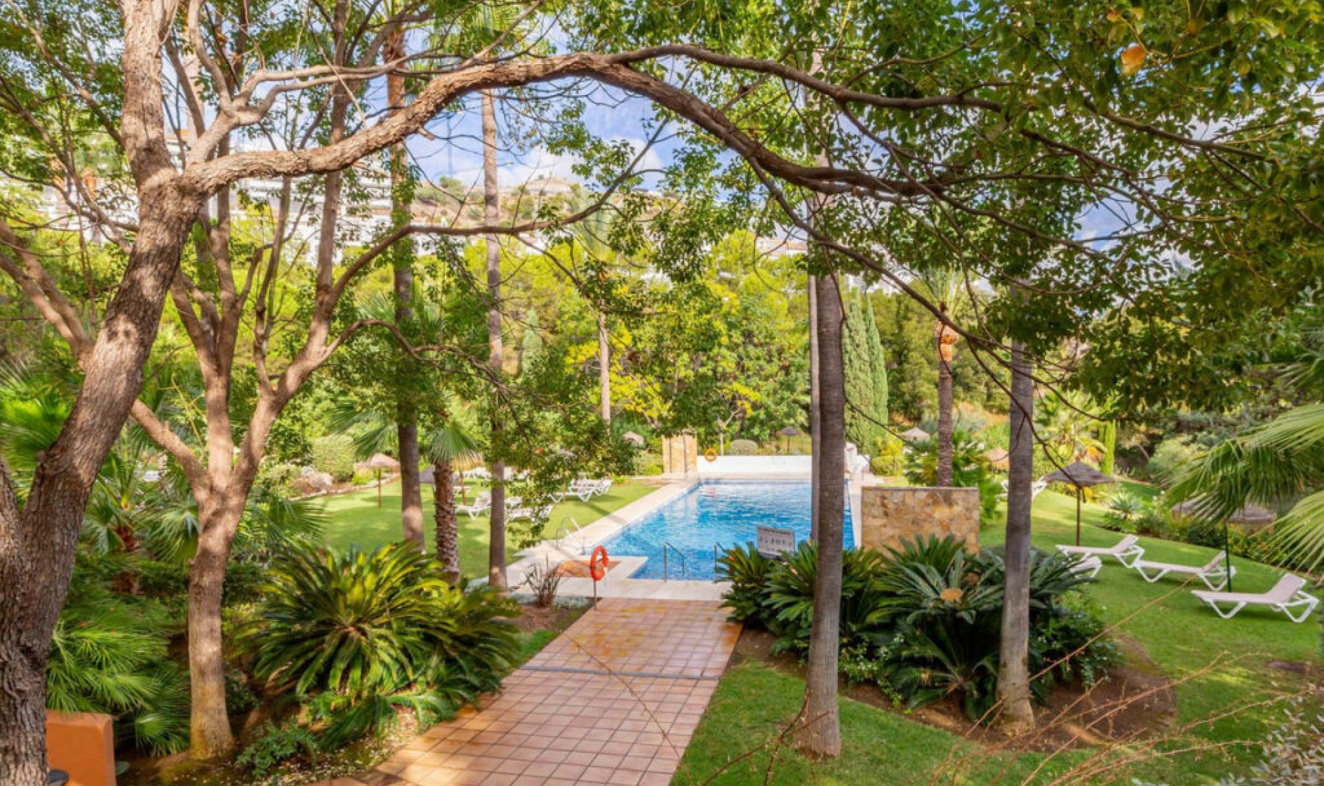 Resale - Apartment -
La Quinta