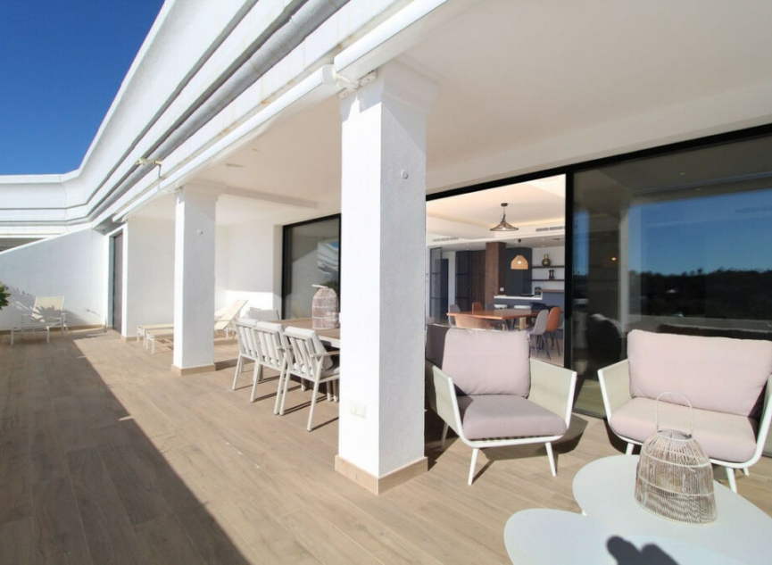 Resale - Apartment -
Las Brisas