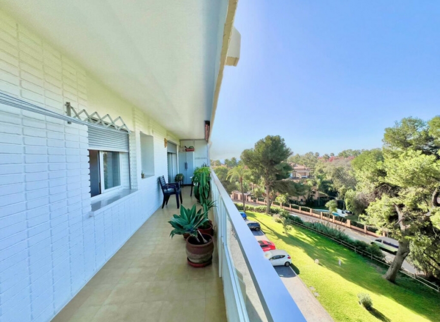 Resale - Apartment -
Las Chapas