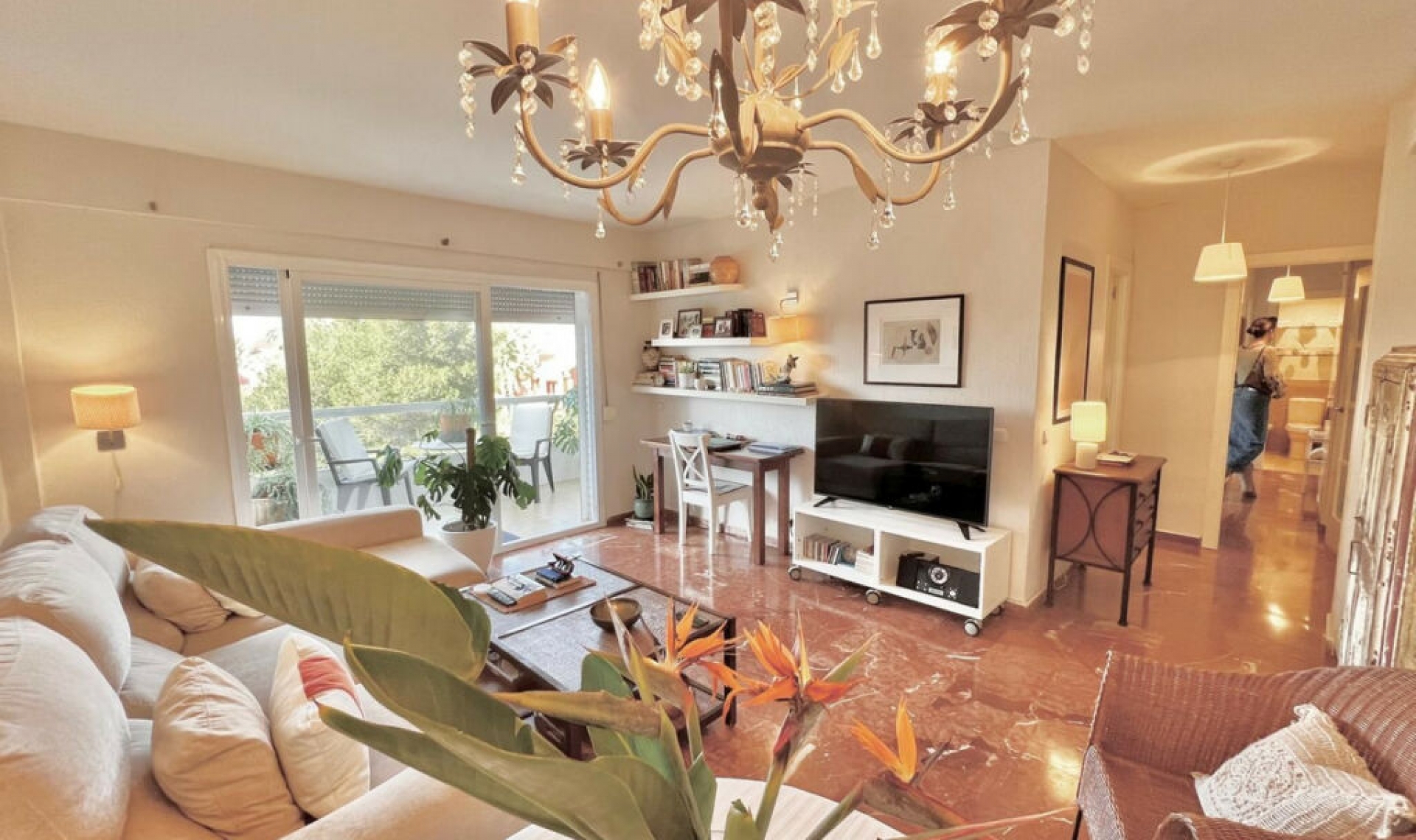 Resale - Apartment -
Las Chapas