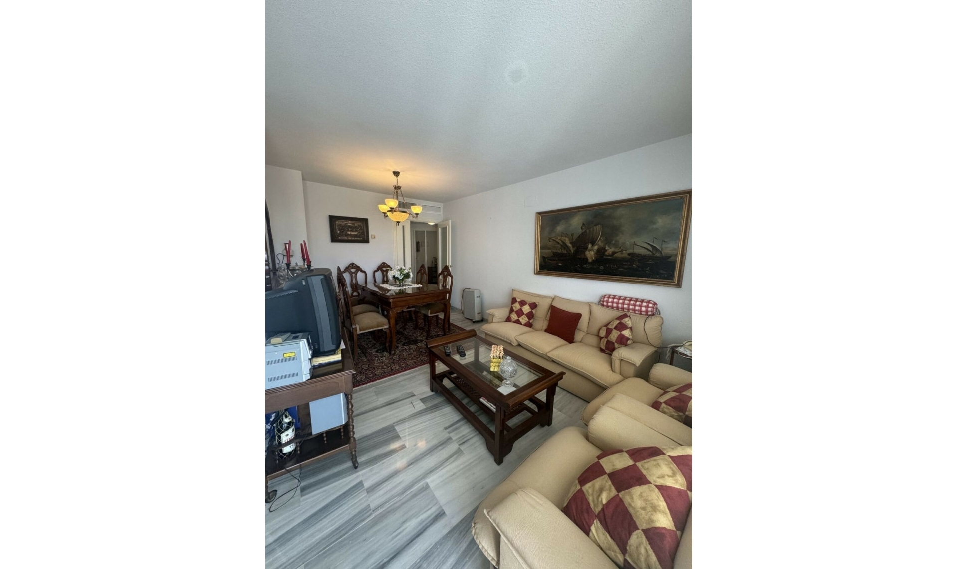 Resale - Apartment -
Las Chapas
