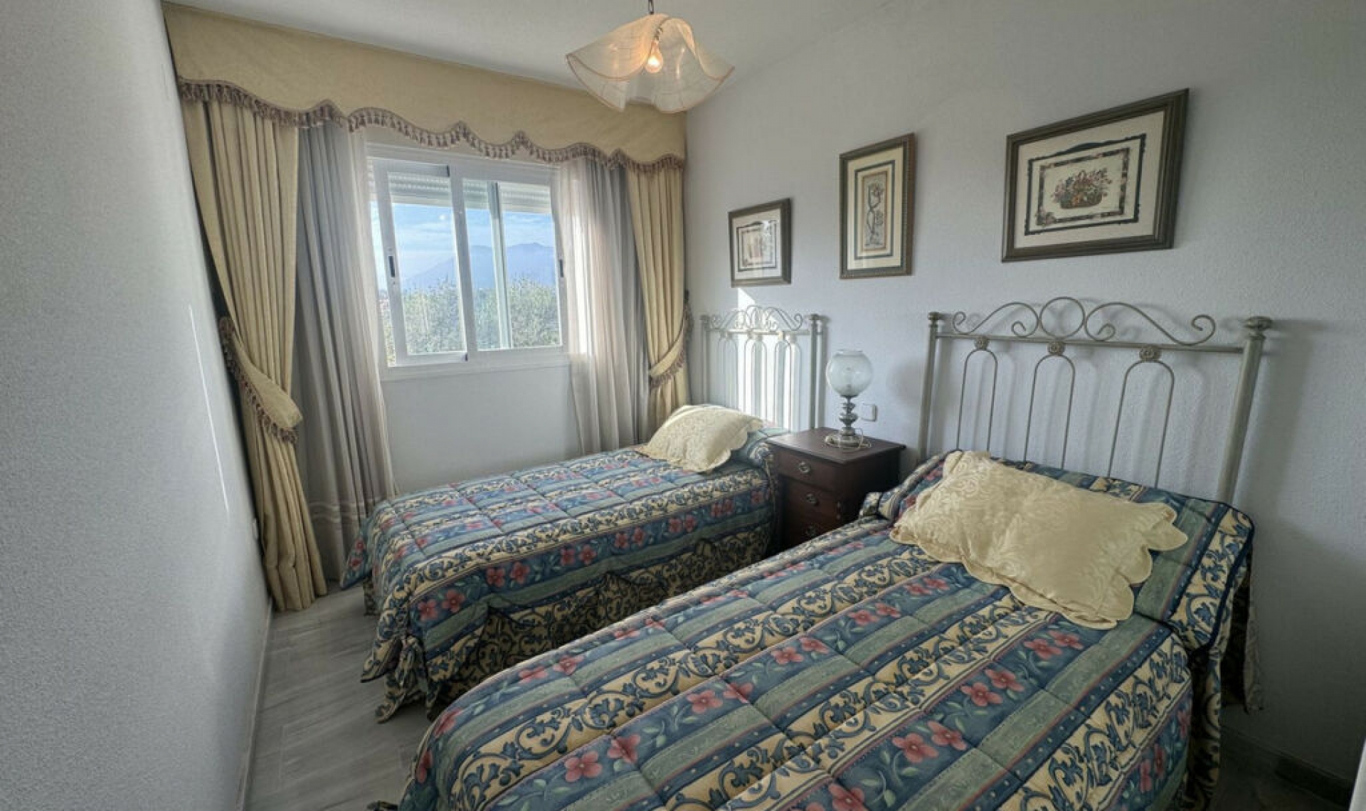 Resale - Apartment -
Las Chapas