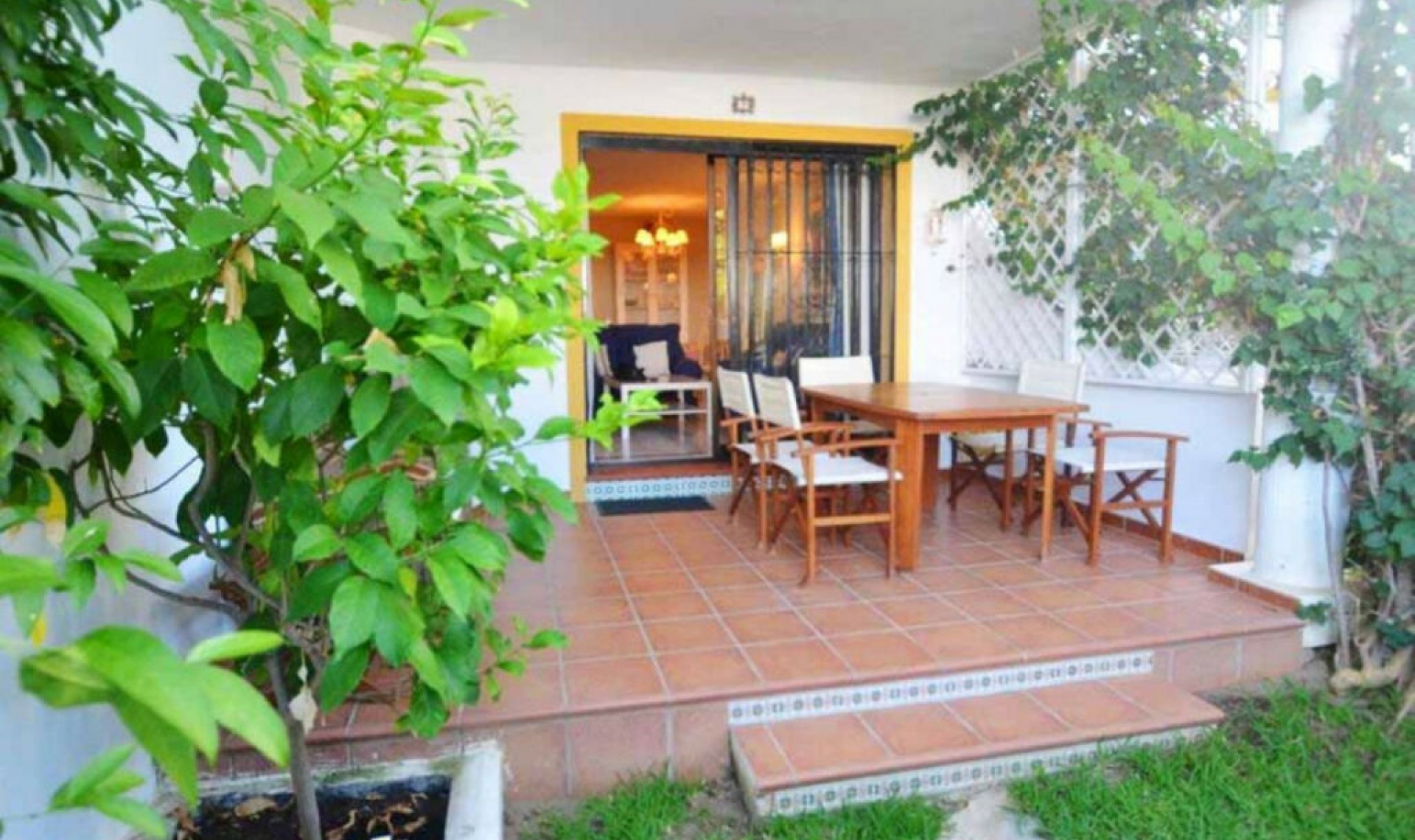 Resale - Apartment -
Las Chapas