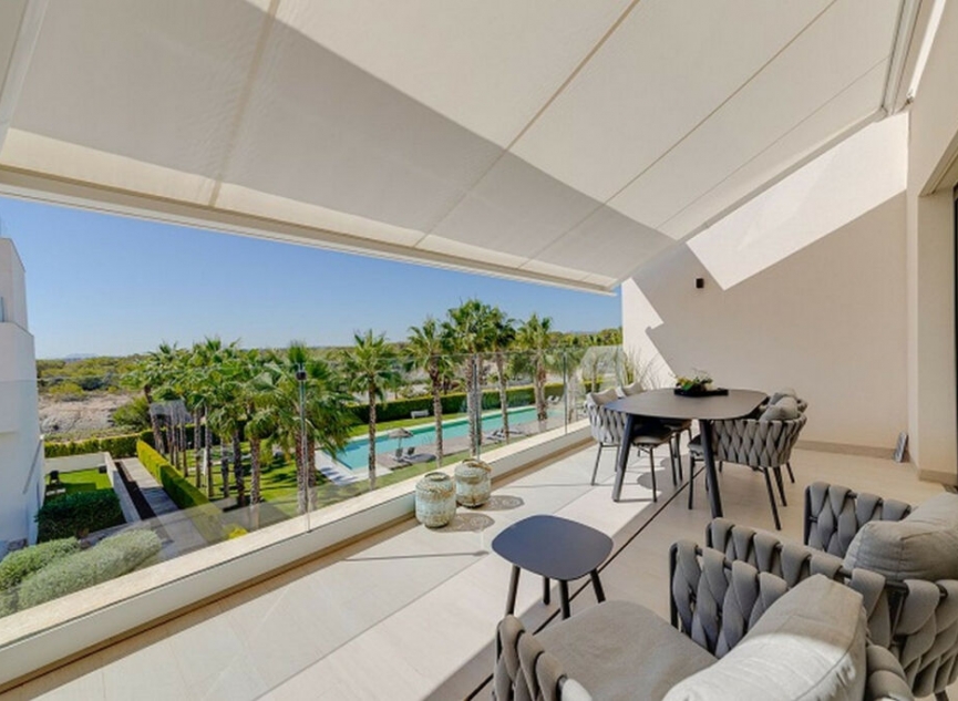 Resale - Apartment -
Las Colinas Golf