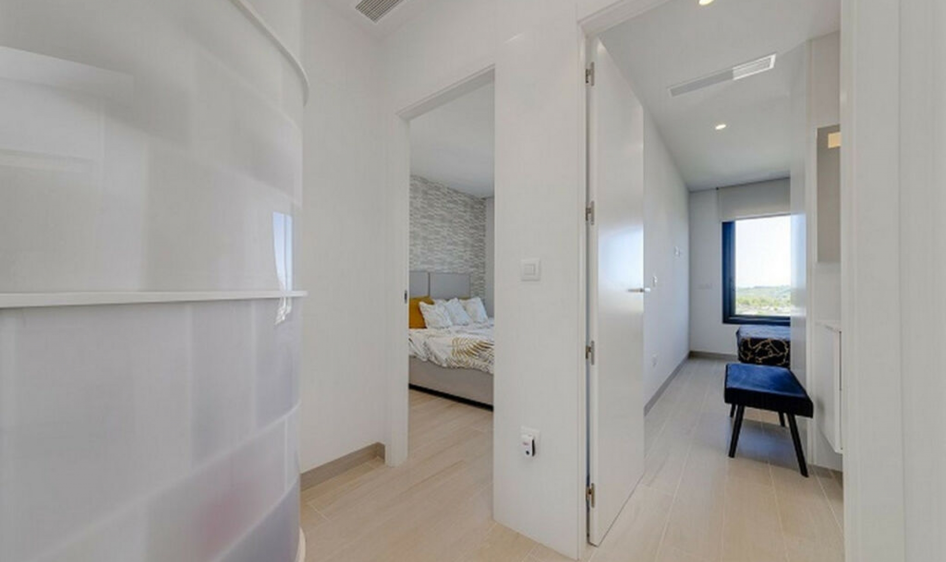 Resale - Apartment -
Las Colinas Golf