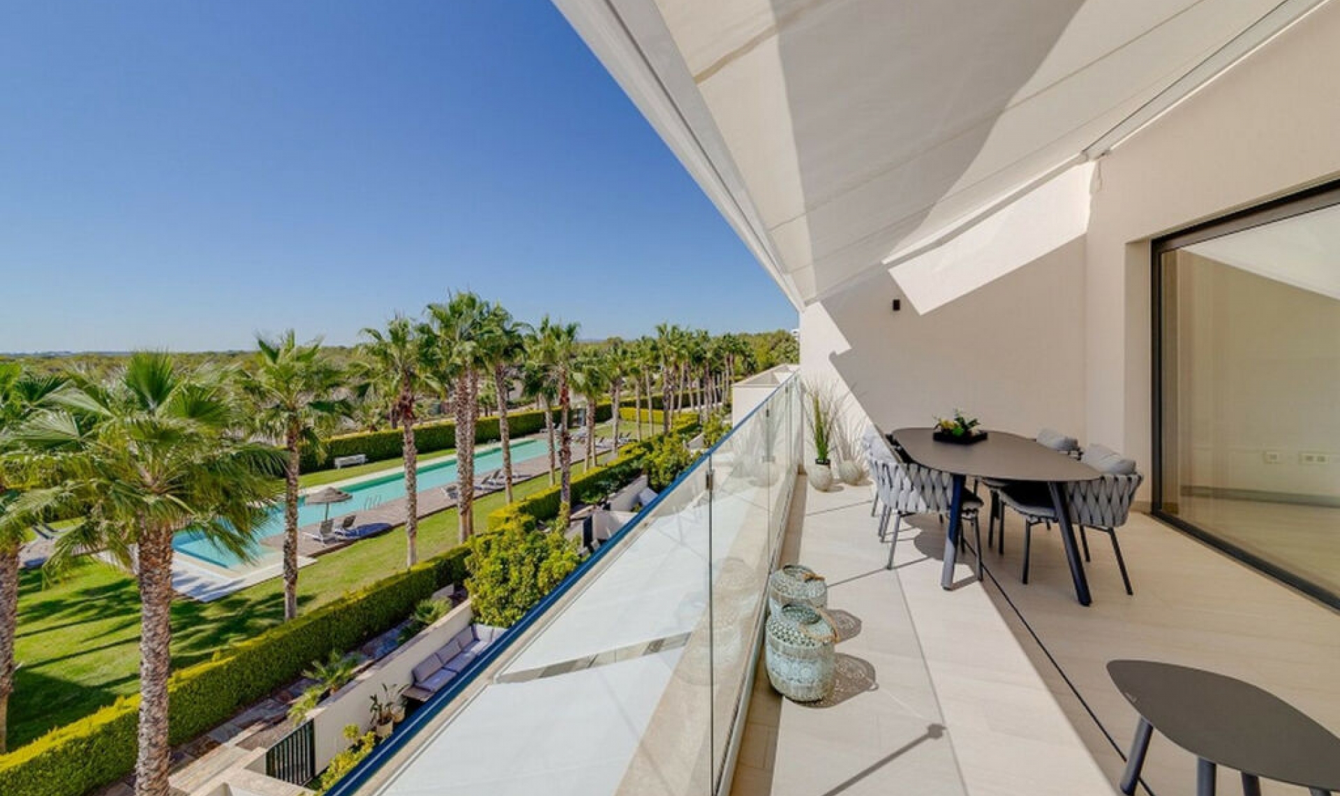 Resale - Apartment -
Las Colinas Golf