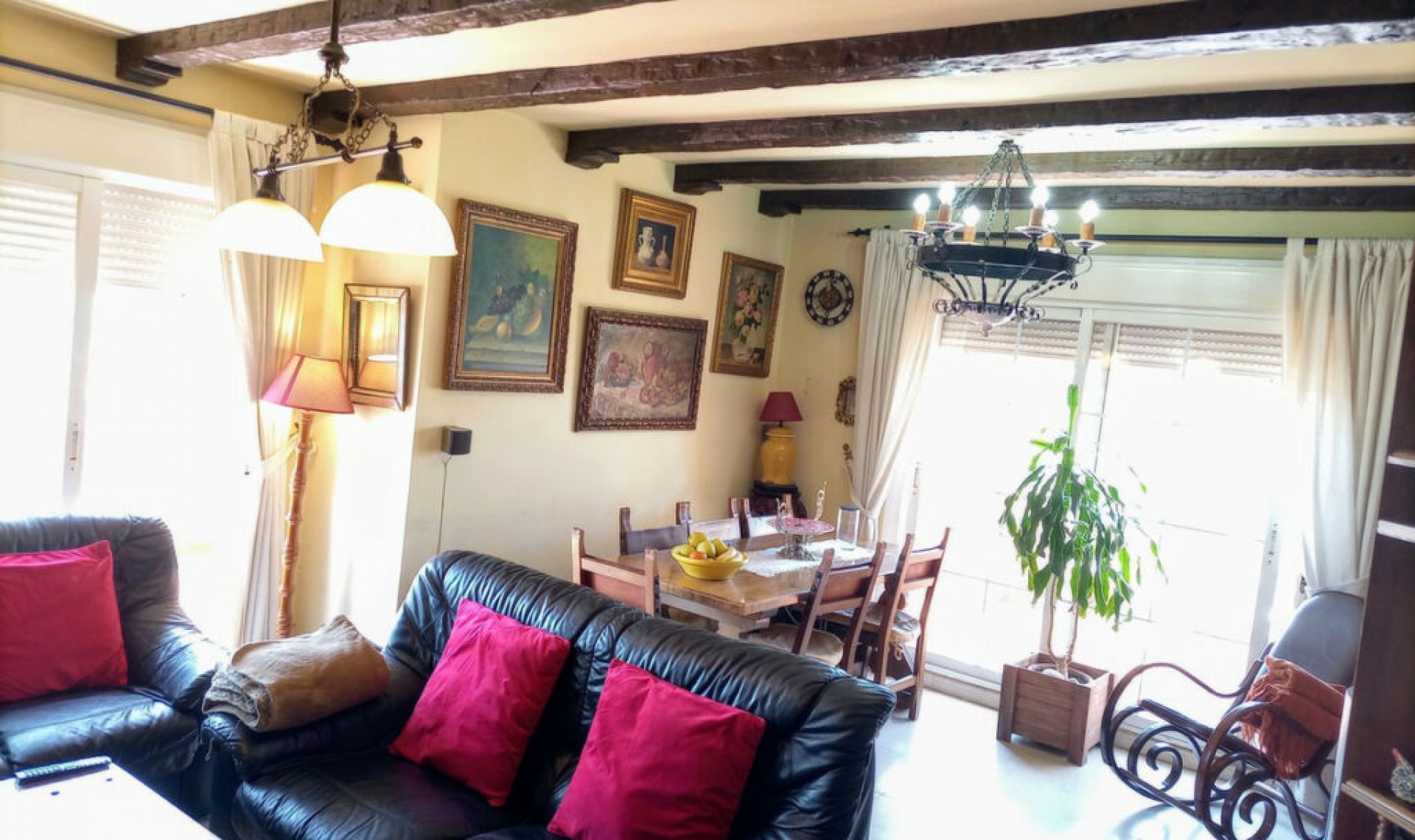 Resale - Apartment -
Las Lagunas