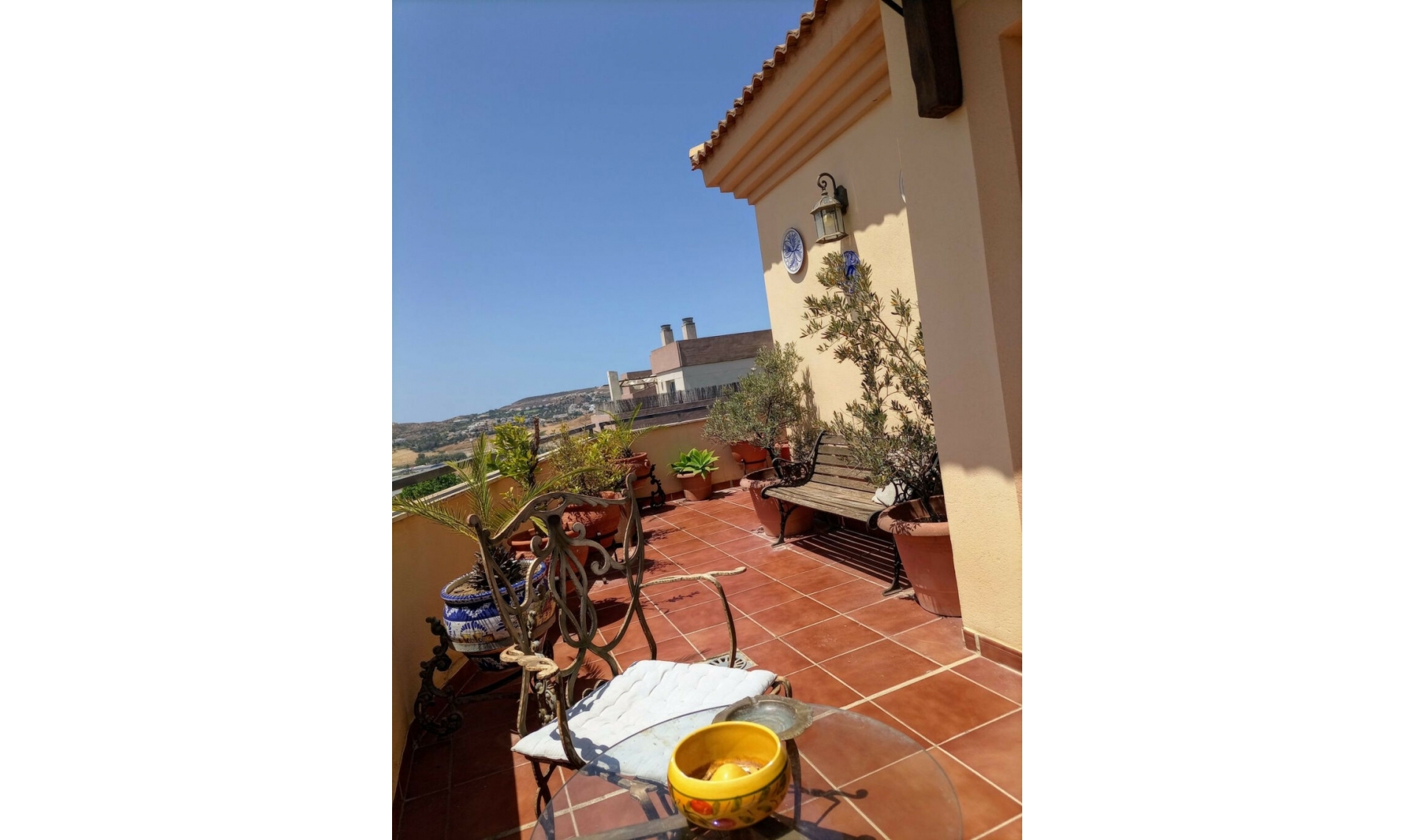Resale - Apartment -
Las Lagunas