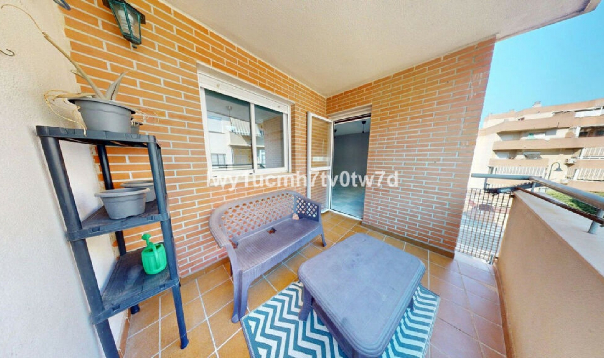 Resale - Apartment -
Las Lagunas