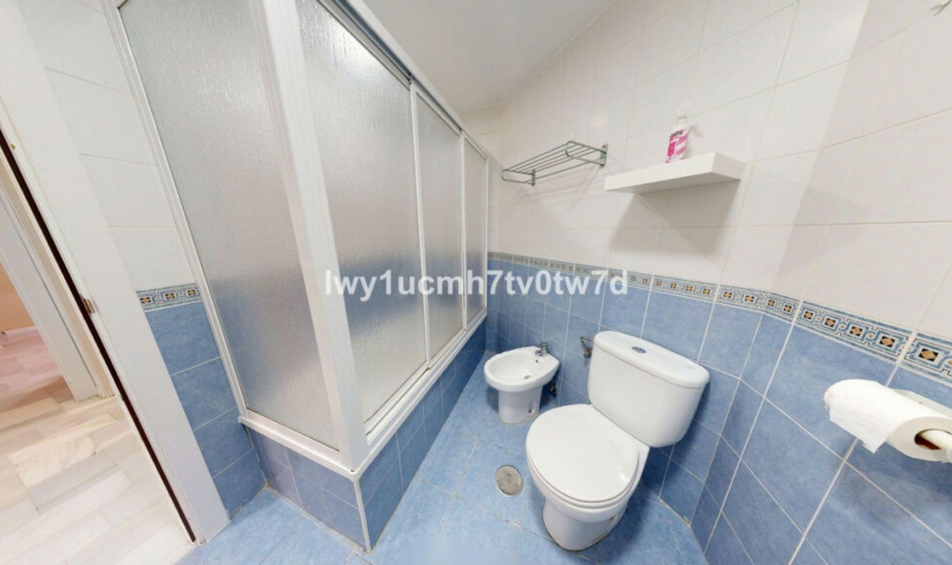 Resale - Apartment -
Las Lagunas