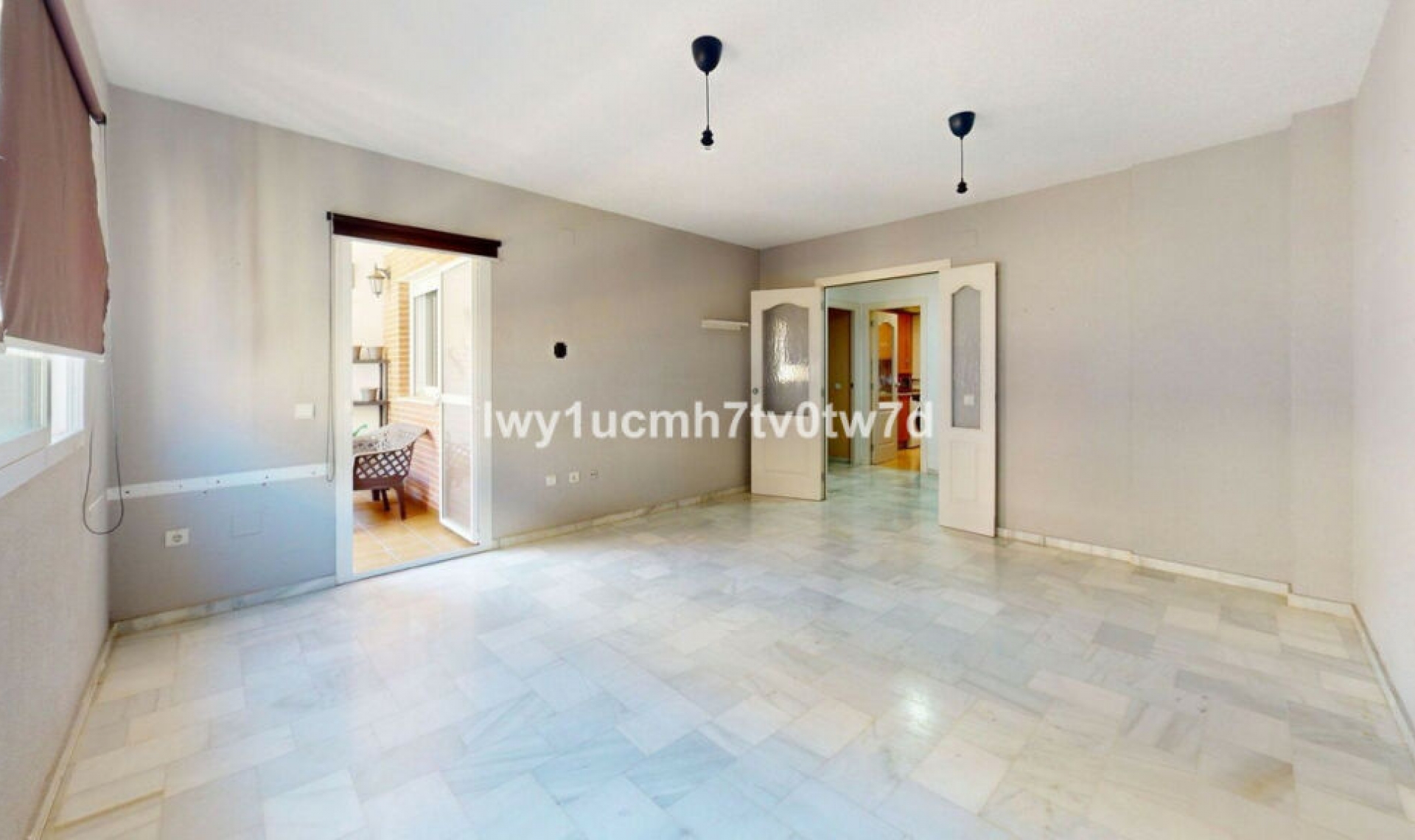 Resale - Apartment -
Las Lagunas
