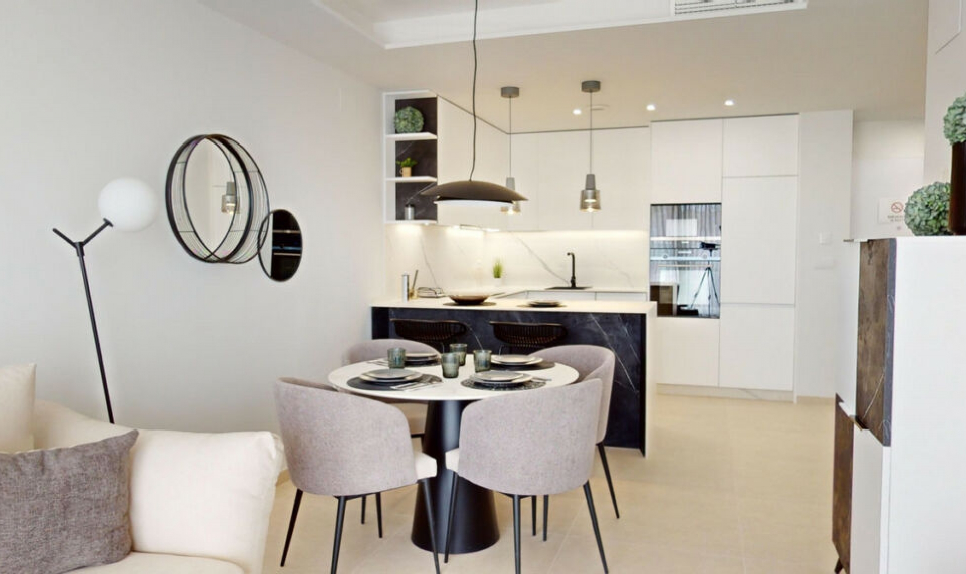 Resale - Apartment -
Lomas de Cabo Roig