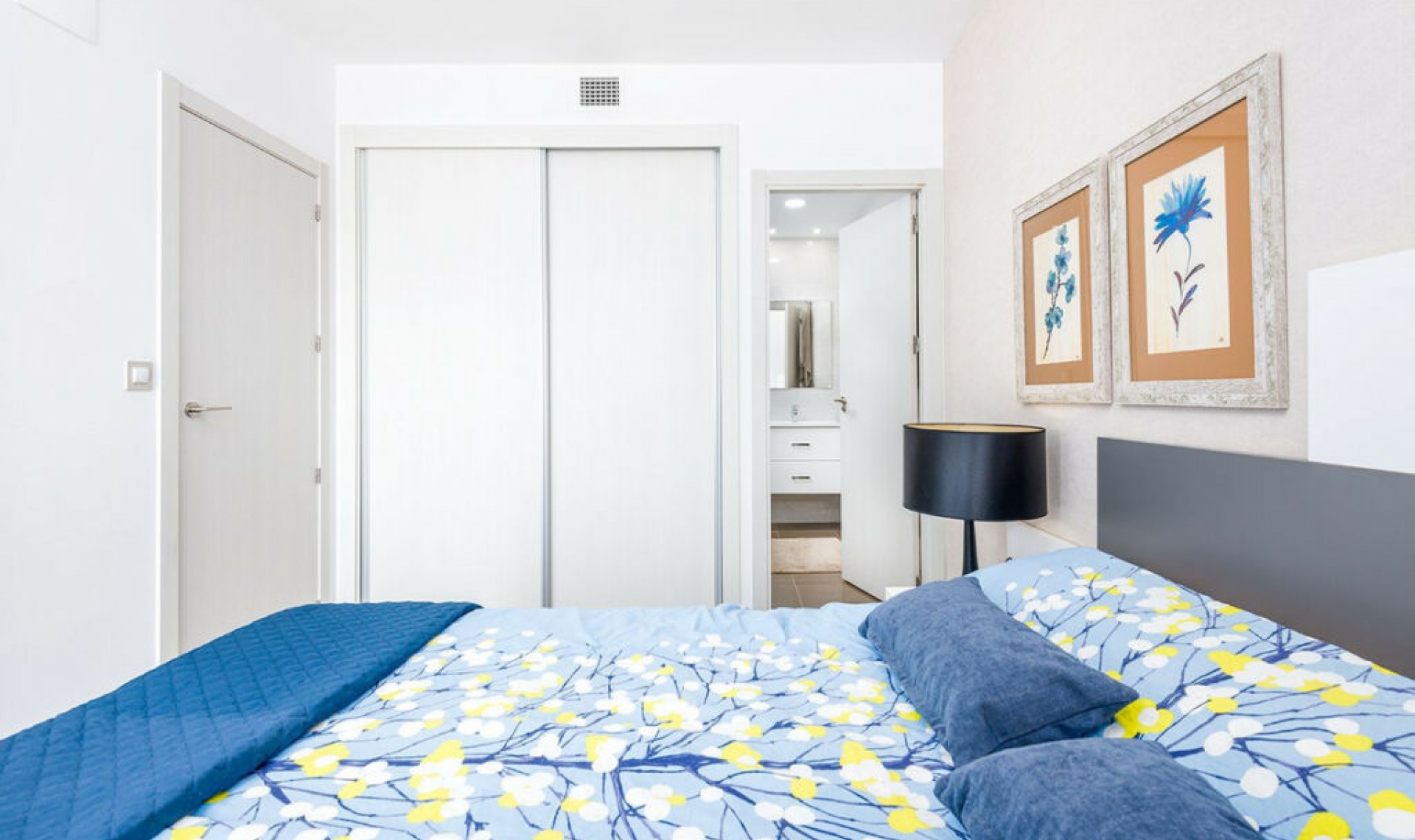 Resale - Apartment -
Lomas de Cabo Roig