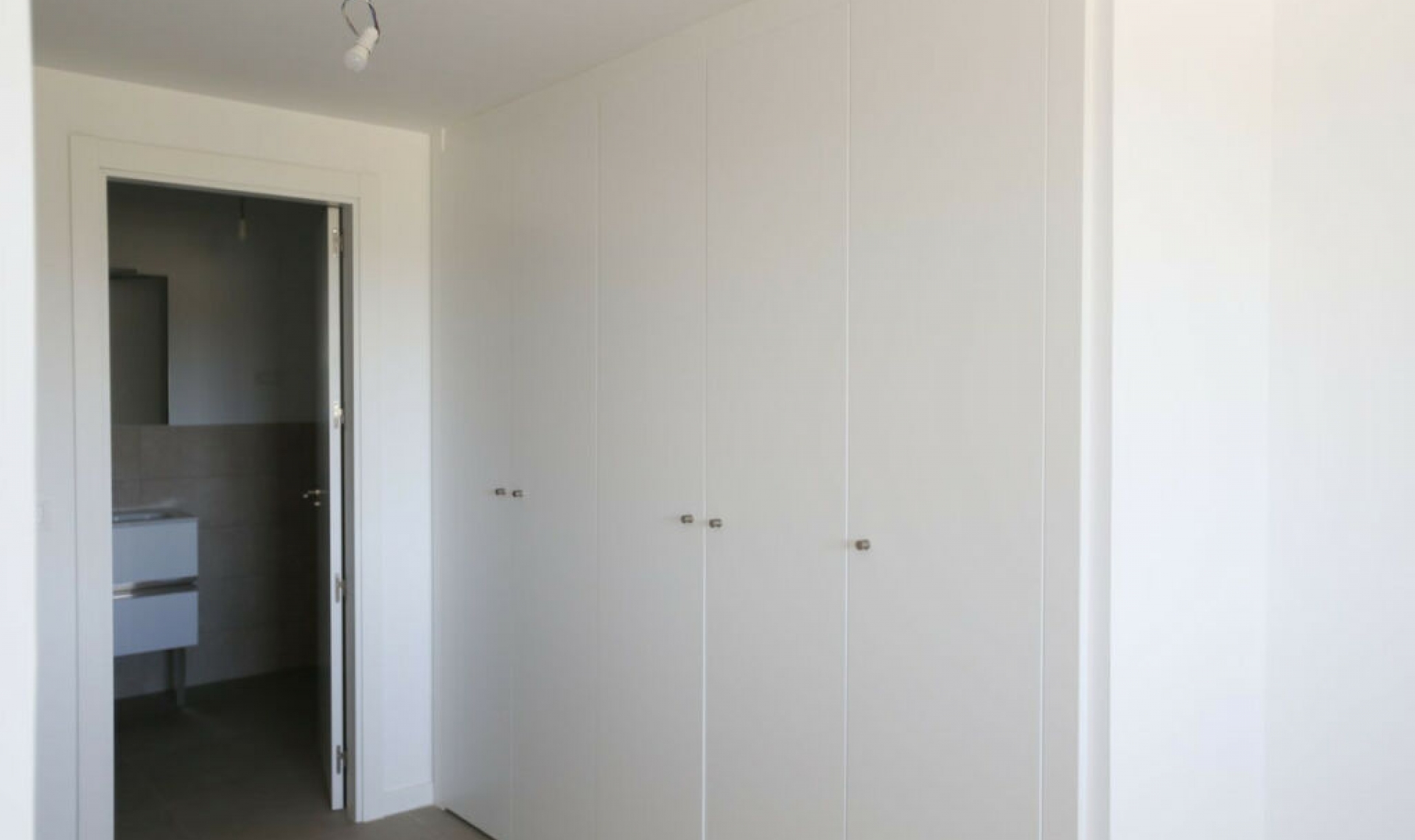 Resale - Apartment -
Los Alamos