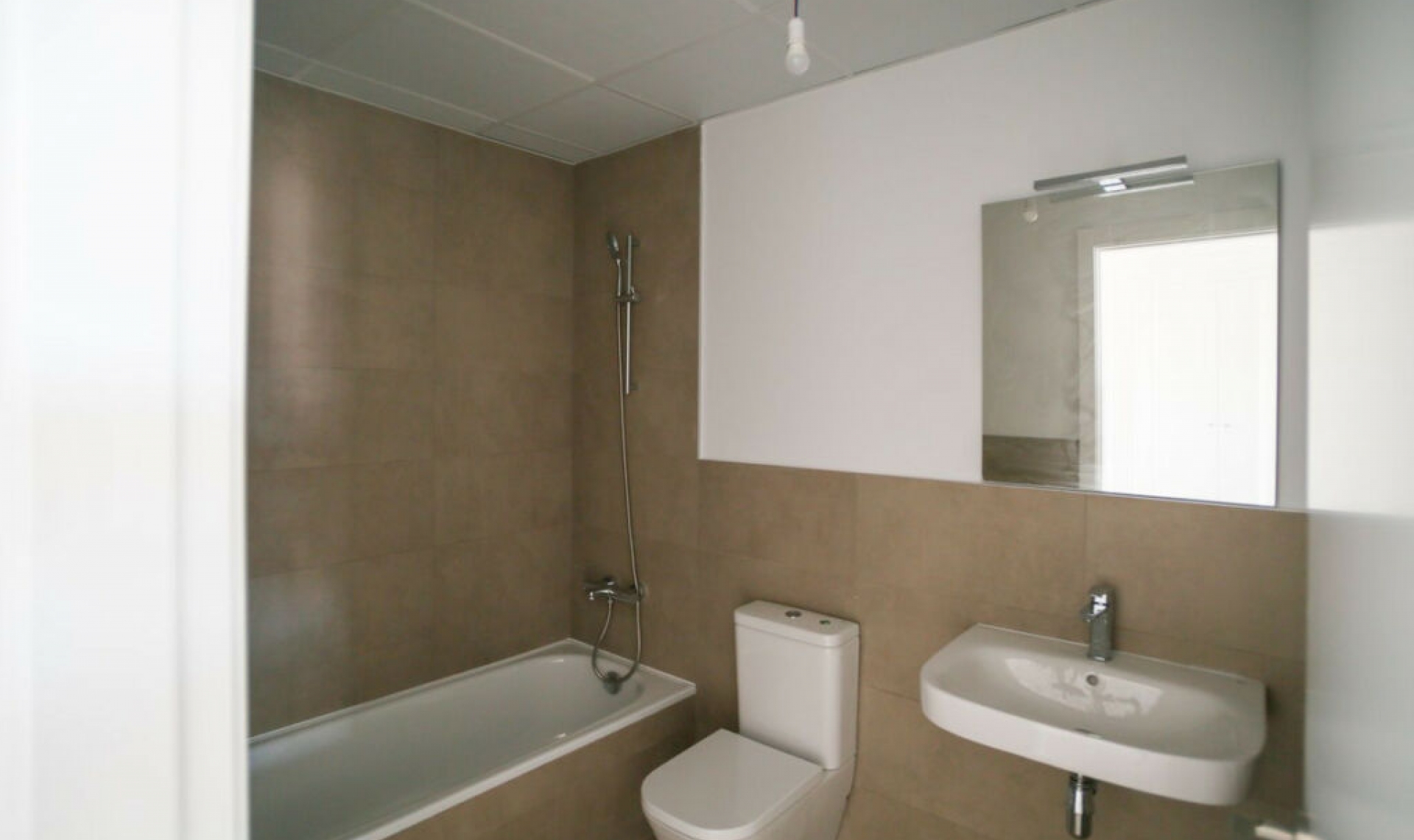 Resale - Apartment -
Los Alamos