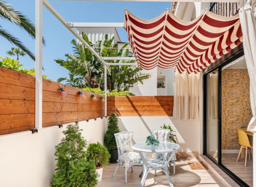 Resale - Apartment -
Los Alamos