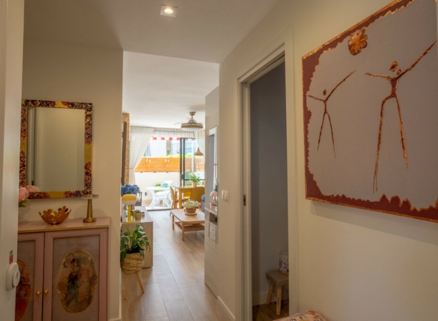 Resale - Apartment -
Los Alamos