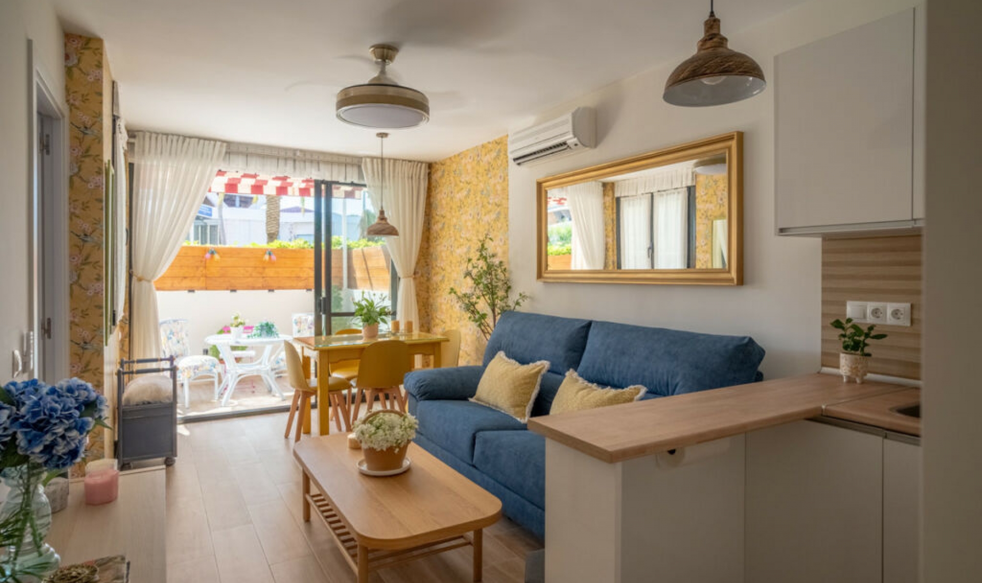 Resale - Apartment -
Los Alamos