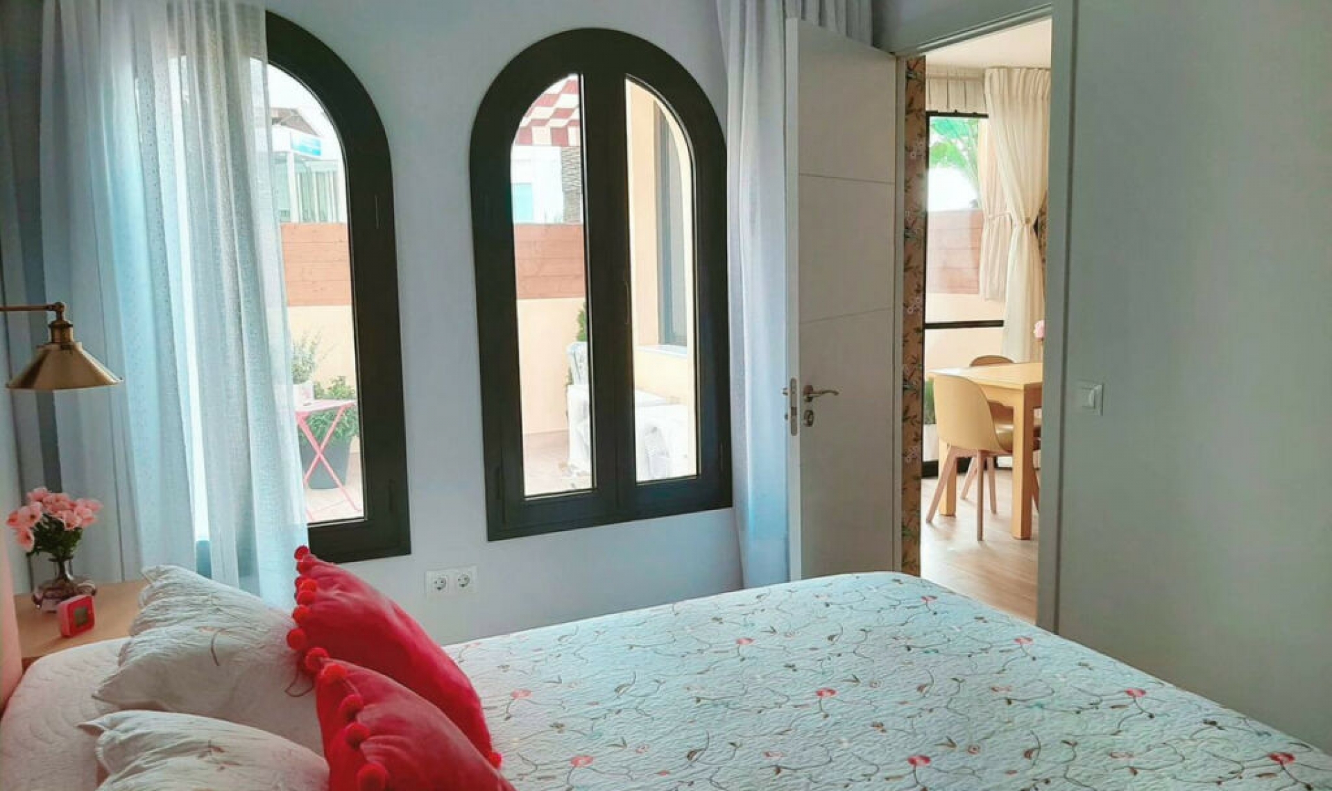 Resale - Apartment -
Los Alamos