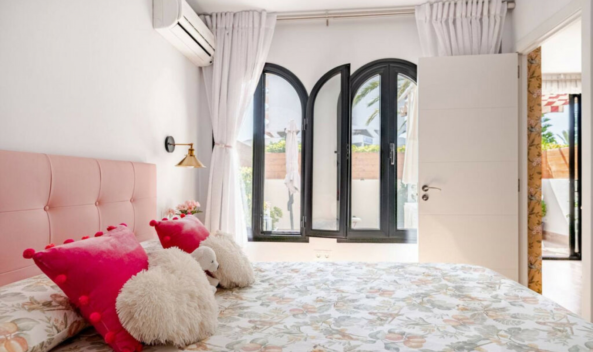 Resale - Apartment -
Los Alamos