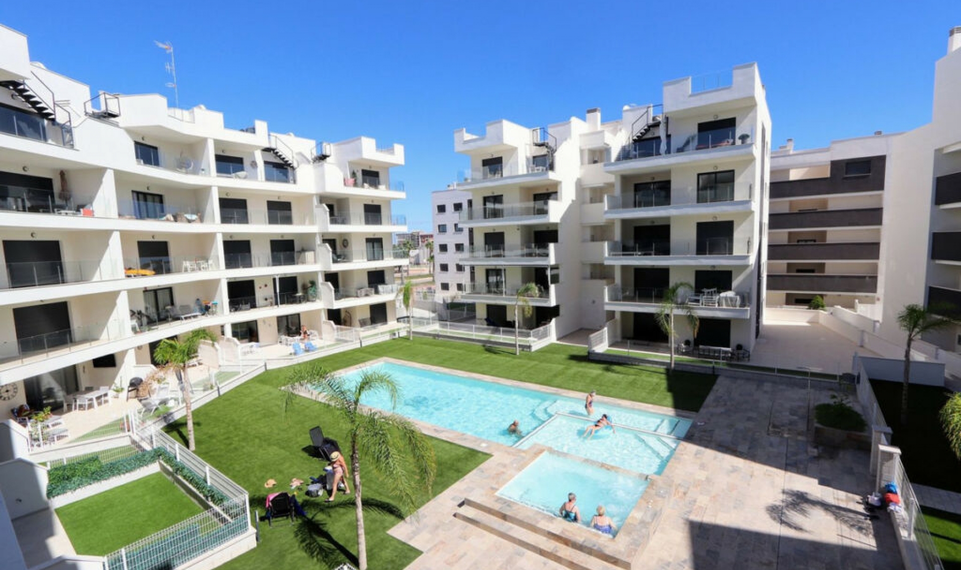 Resale - Apartment -
Los Alcázares