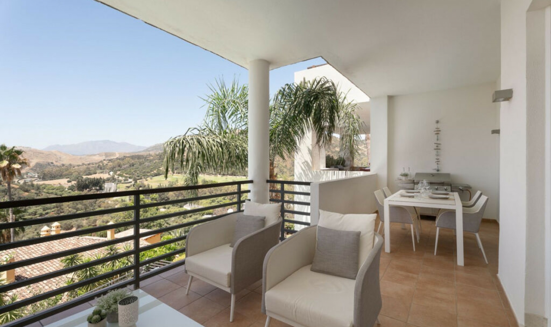 Resale - Apartment -
Los Almendros