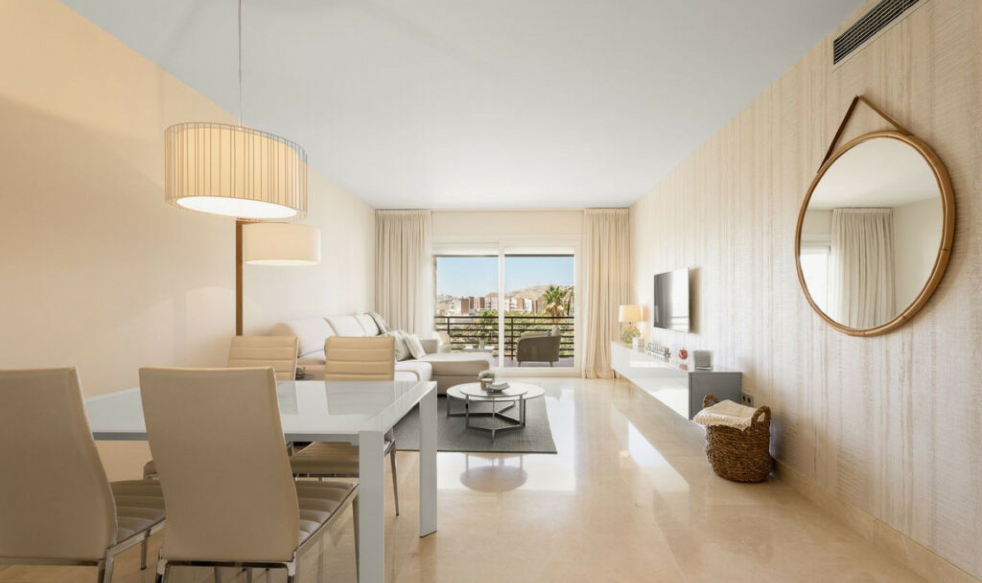 Resale - Apartment -
Los Almendros