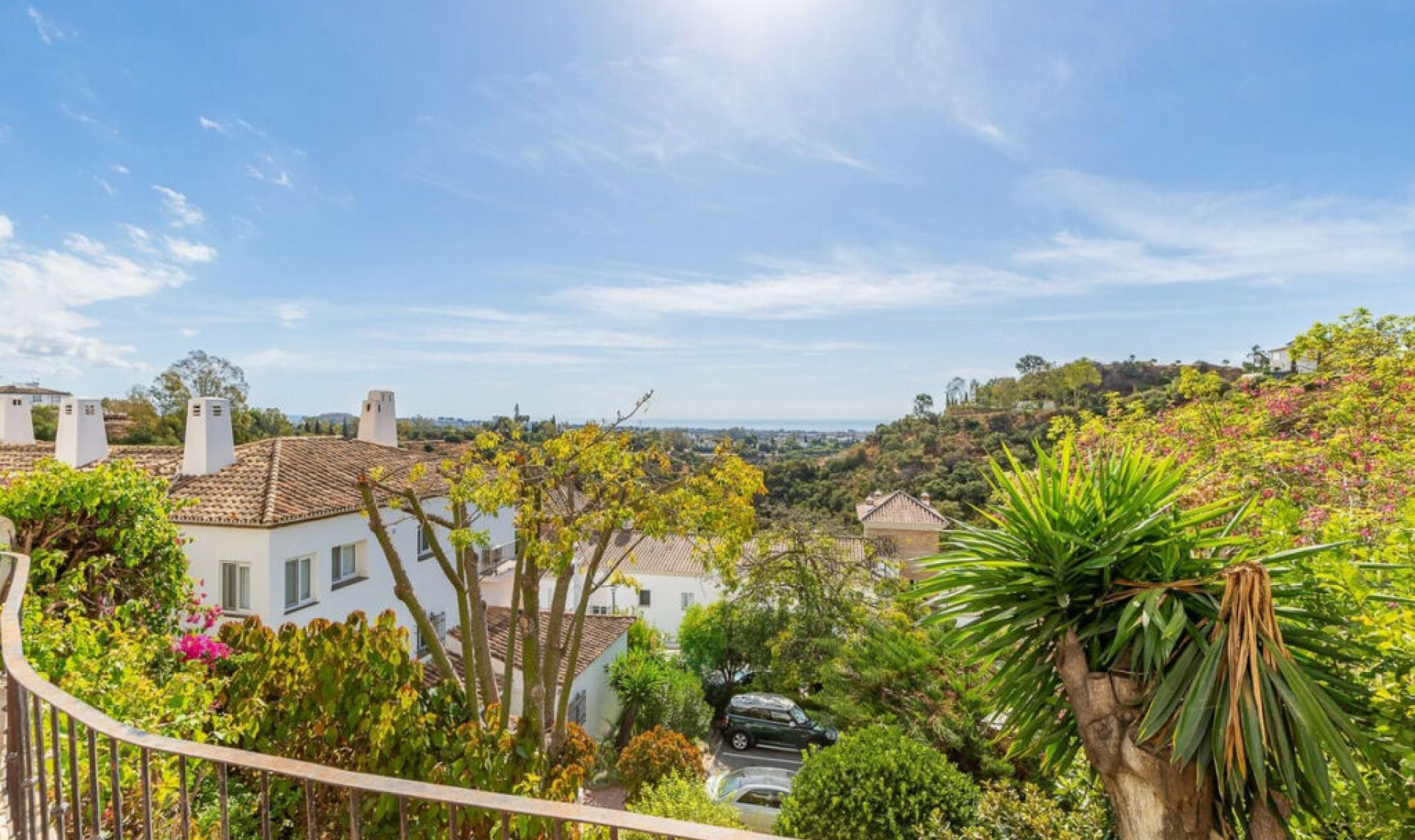 Resale - Apartment -
Los Almendros