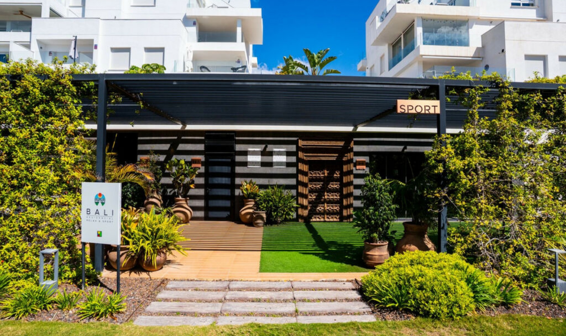 Resale - Apartment -
Los Altos
