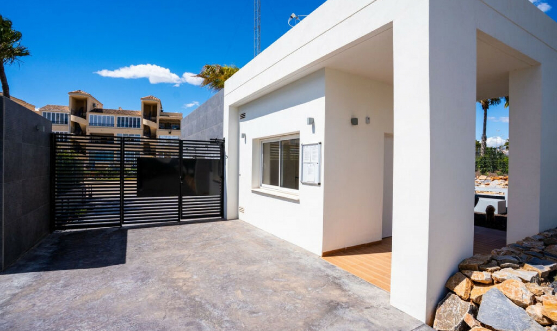 Resale - Apartment -
Los Altos